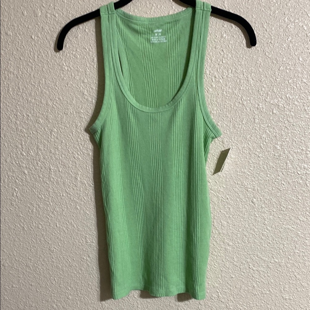 Aerie Green Scoop Neck Fitted Tank Top NWT Size M